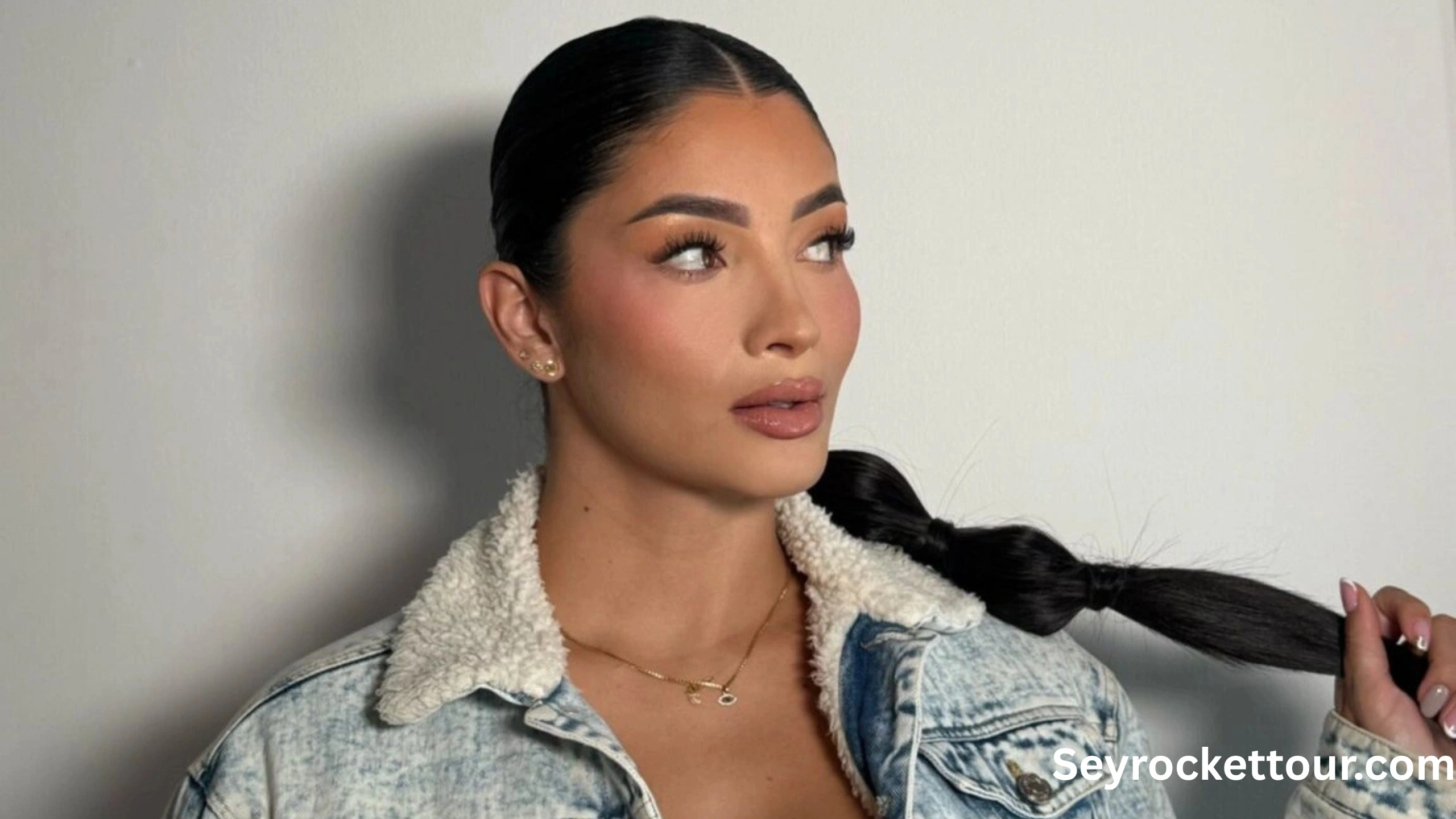 Salome gil Net Worth