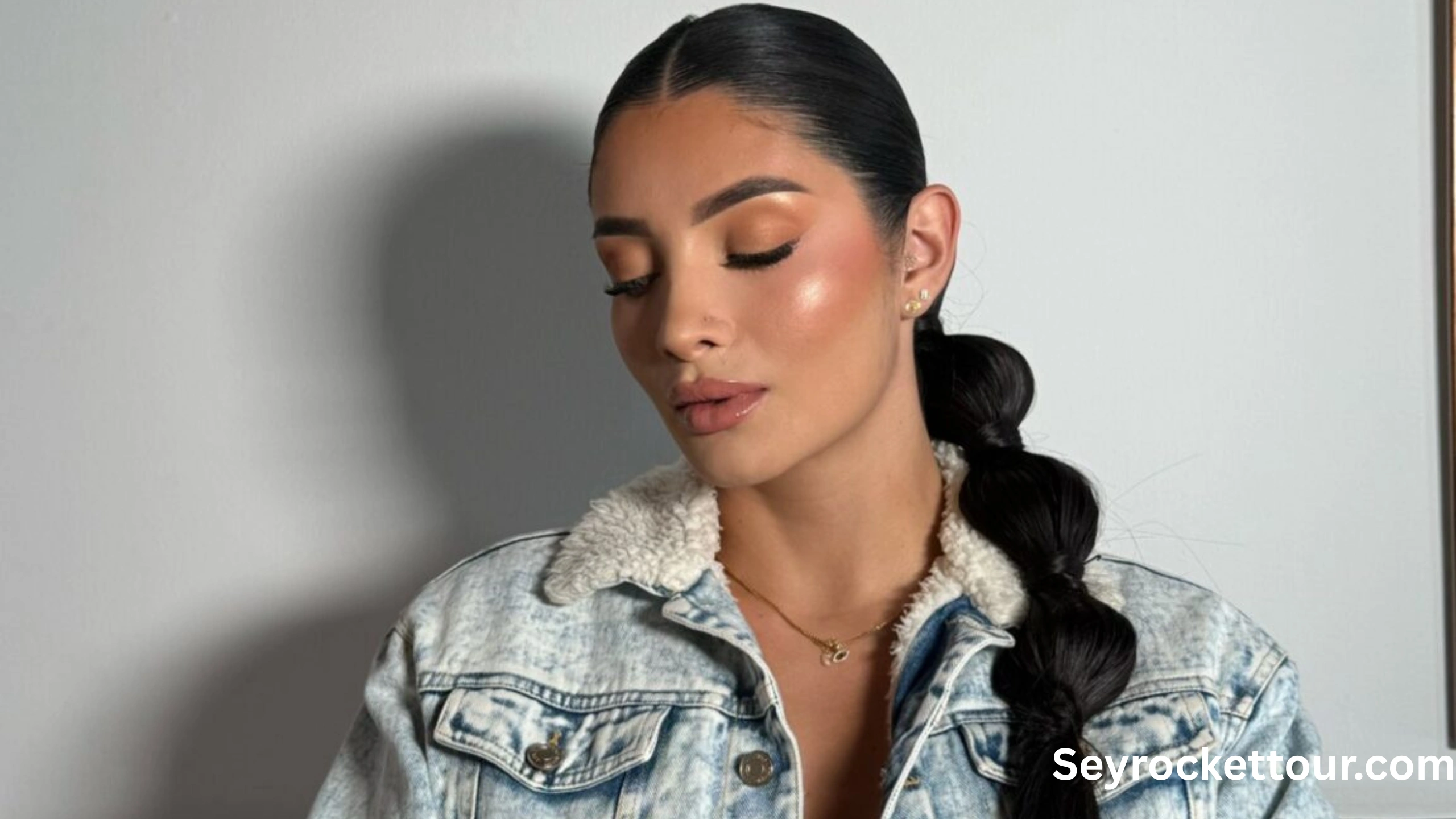 Salome gil Net Worth